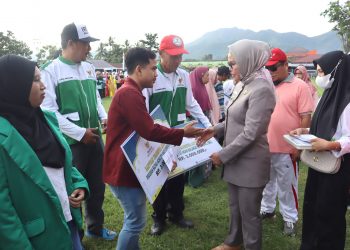 Baznas Bone Bolango Salurkan Beasiswa Program BBC Senilai Rp69 Juta