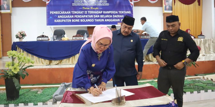 Pemkab Bone Bolango-DPRD Sepakati Ranperda APBD Tahun 2024