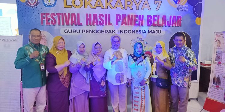 Guru Memiliki Tanggung Jawab Besar Dalam Membentuk Karakter Generasi Bangsa