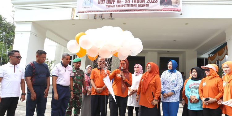 Plt. Bupati Merlan Uloli Canangkan HUT ke-24 DWP Bone Bolango