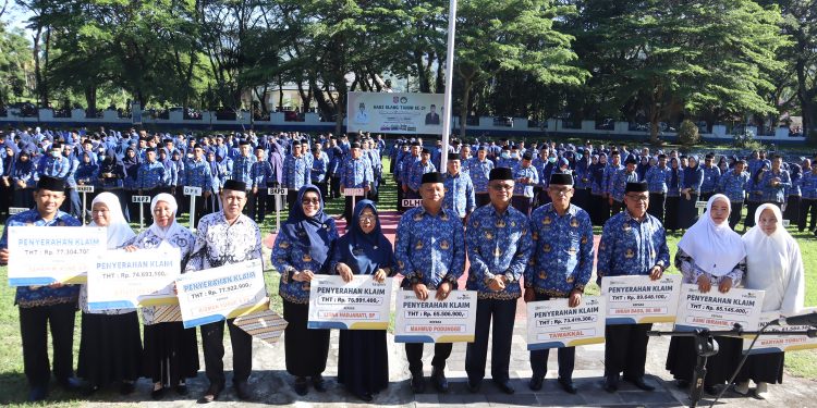 Kepala Disperindag Bone Bolango Purna Bakti