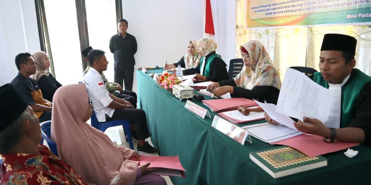 59 Pasangan di Bone Pesisir Ikut Sidang Itsbat Nikah Massal Gratis