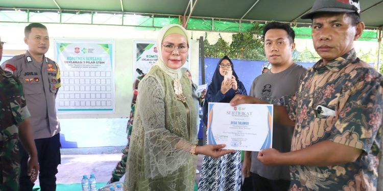 Desa Talango dan Kelurahan Oluhuta Utara Deklarasi Tiga Pilar Sanitasi Total Berbasis Masyarakat