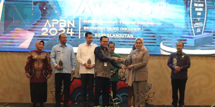 Kado Akhir Tahun, Bone Bolango Raih Treasury Awards 2023 dari DJPb Kemenkeu