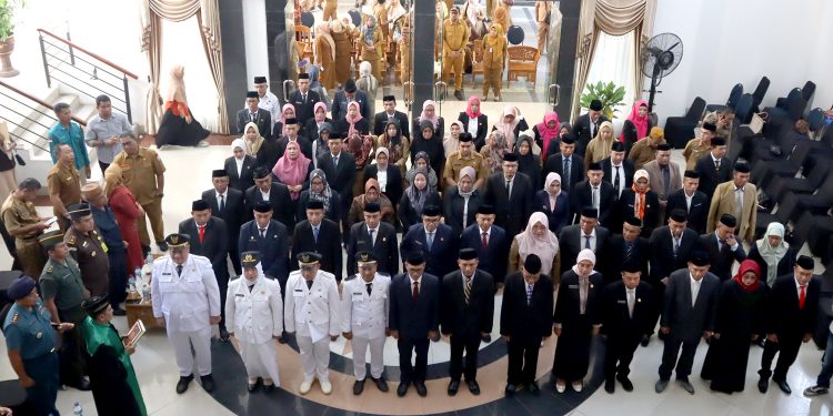 Bupati Merlan Uloli Lantik 83 Pejabat Struktural dan Fungsional, Berikut Daftarnya
