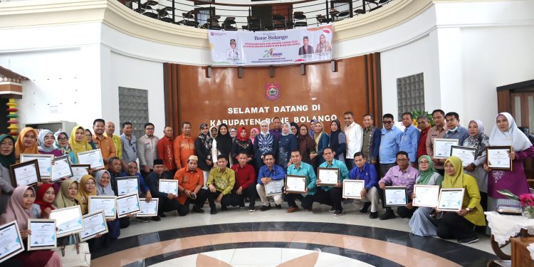 Puluhan ASN Bone Bolango Terima Penghargaan ASN Award 2023