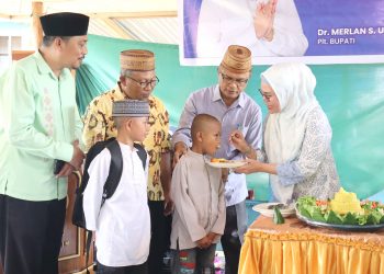 Hari Anak Yatim, Pemkab Bone Bolango Anjangsana ke Pondok Pesantren Al Hamim Moosalamati