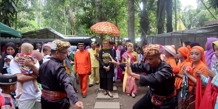 Bupati Merlan Dorong Pentas Seni Untuk Anak Dilakukan Sejak Dini