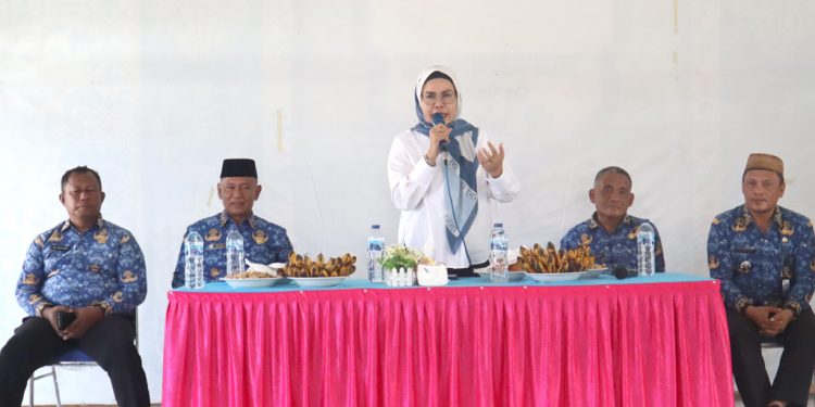 Merlan Tegaskan Bantuan PKH dan BPNT Untuk Warga Miskin