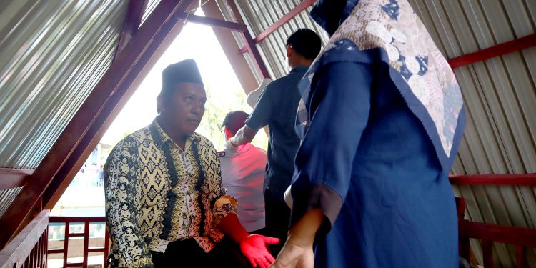 Warga Bone Pesisir Apresiasi Terobosan Bupati Merlan, Hadirkan Dokter Spesialis Untuk Pelayanan Kesehatan Gratis