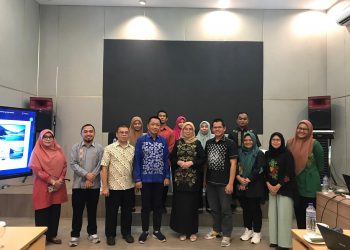 Kepala Bappeda Litbang Bone Bolango, Roswaty Agus saat mengikuti Penilaian Penghargaan Pembangunan Daerah Tahun 2024 Tingkat II, di Hotel Aston, Kamis (15/2/2024).