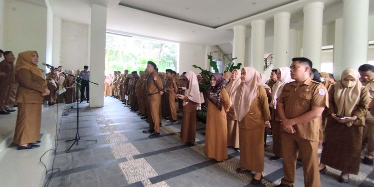 Bupati Merlan Imbau Seluruh ASN Bantu Korban Banjir dan Longsor di Bone Bolango