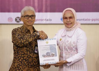 Resmi Dilantik, Bupati Merlan Sebut 366 PPPK Bone Bolango Orang Beruntung