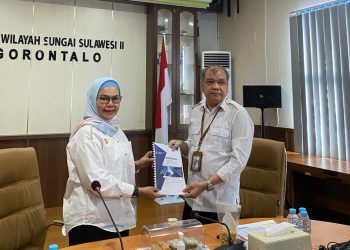 Temui Kepala BWS Gorontalo, Bupati Merlan Serahkan Proposal Bantuan Penanganan Bencana di Bone Bolango