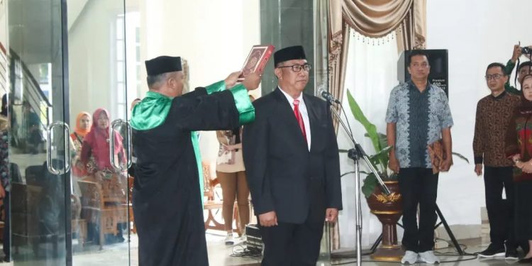 Penjabat Sekda Bone Bolango Diharapkan Bisa Desain Arah Pembangunan Daerah Untuk Pelayanan Masyarakat