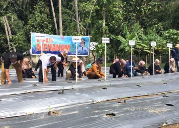 Bupati Bone Bolango Minta Aparat Desa Tingkatkan Kinerja Pelayanan Kepada Masyarakat