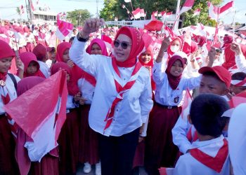 Ribuan ASN dan Siswa Sulap Kawasan Center Point Bone Bolango Jadi Lautan Merah Putih