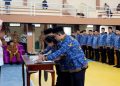 Bupati Merlan saat melantik PPPK di Lingkungan Pemerintah Bone Bolango belum lama ini. (F.AKP)