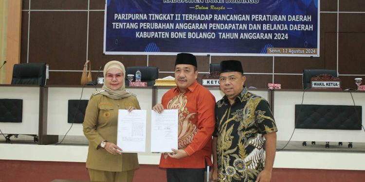 DPRD – Pemkab Bone Bolango Setujui Ranperda Perubahan APBD 2024
