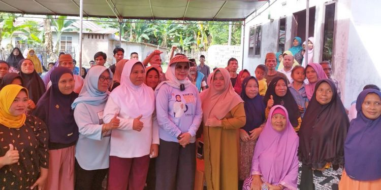 Bupati Merlan Uloli Siap Perjuangkan dan Realisasikan Akses Jalan ke Dusun Waolo