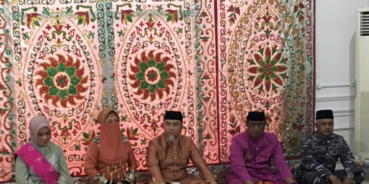 Jalani Adat Mopotilolo, Pjs Bupati Budiyanto Siap Jalani Aktivitas Pemerintahan
