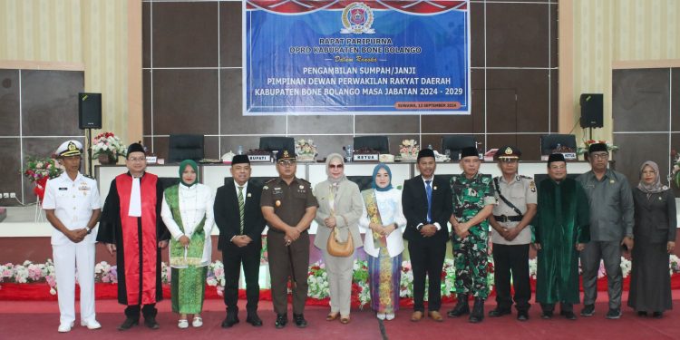 Bupati Merlan Tekankan DPRD Bone Bolango Perkuat Tiga Fungsi Sebagai Mitra Lembaga Eksekutif