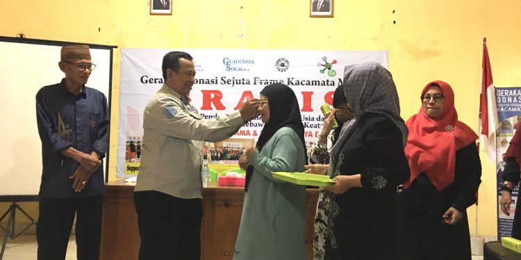 Pemkab Bone Bolango Apresiasi Donasi Frame Kacamata Medis Gratis MGI