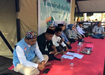 Pemerintah Kabupaten Bone Bolango menggelar doa dan Tausiyah Akhir Tahun 2024 dirangkaikan dengan Family Gathering yang dilaksanakan di Objek Wisata Lombongo, Senin (30/12/2024). (Foto Indra/Diskominfo)