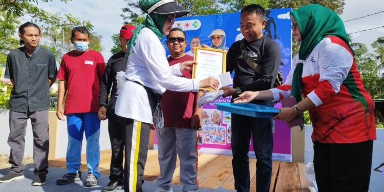Merlan Jalan Sehat dan Senam Bareng ASN dan Warga