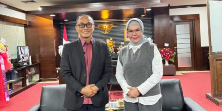 Bupati Merlan S. Uloli saat menemui Kepala BKN RI Zudan Arif Fakhrulloh di Jakarta