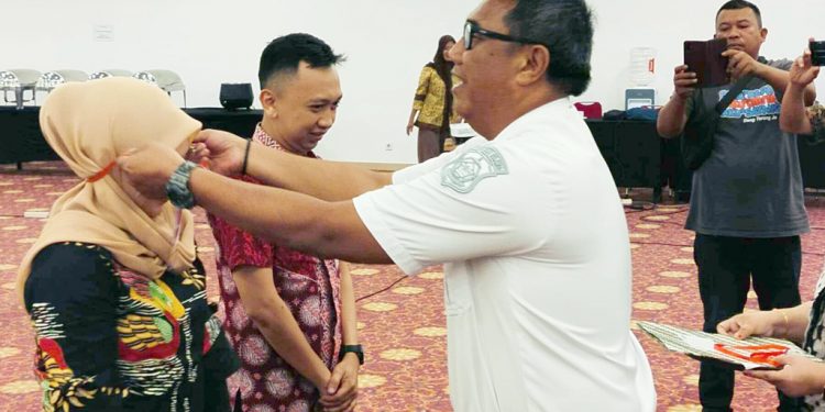 Aznan : Kasubag Perencanaan dan Staf Entry e-Monep Garda Terdepan Pelaksanaan Pelaporan Penyerapan Anggaran