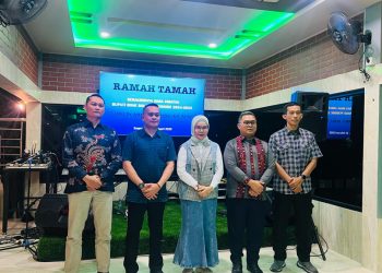 Bupati Ismet Mile Tampak Gagah saat Ikut Retret di Akmil Magelang