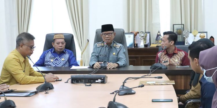 Bupati Ismet Mile Tegaskan Percepatan Pengentasan Kemiskinan Jadi Prioritas Utama Pemerintahan IRIS