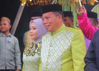 Wabup Risman Tolingguhu Jalani Prosesi Adat Moloopu