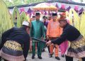 Ismet – Risman Jalani Adat Mopotilolo Perdana di Dua Kecamatan