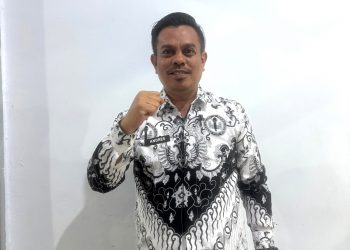 Nahkodai PGRI Bone Bolango, Andres Akaseh Siap Perjuangkan Kesejahteraan Guru