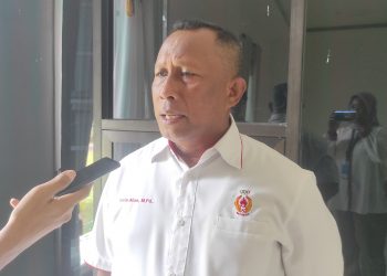 Kepala Dinas Pariwisata, Pemuda dan Olahraga Mohamad Yamin Abbas,saat diwawancarai terkait kesiapan Bone Bolango menjadi salah satu tuan rumah pelaksanaan Pekan Olahraga Tradisional Tingkat Nasional (Potradas) tahun 2025, Rabu (21/5/2025).