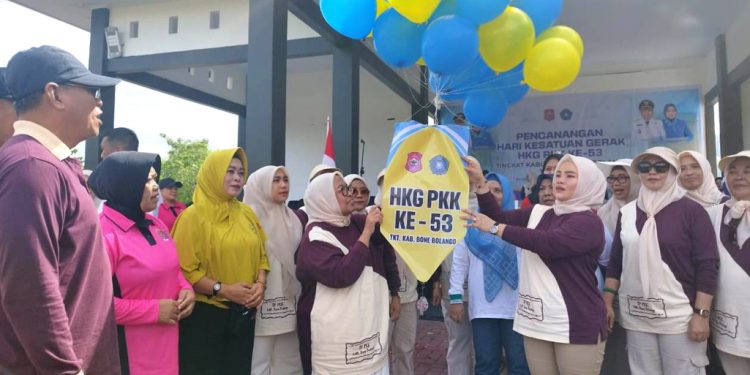 Semarak HKG PKK di Bone Bolango, Lomba Yel-Yel Cegah Stunting Pukau Bupati dan Wakil Bupati
