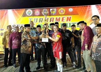 Bupati Ismet Janjikan Tournament Sepak Bola Putri di Bone Bolango