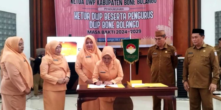 Sekda Minta Pengurus DWP Bone Bolango Pro Aktif Hidupkan Organisasi