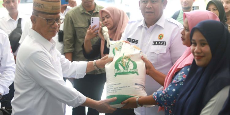 Pagelaran Seni Meriahkan Peringatan Hari Anak di Bone Bolango
