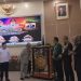 Bupati Ismet Mile didampingi Wabup Risman Tolingguhu saat melaunching Proyek Perubahan Peserta PKN II Angkatan VI Tahun 2025 di Aula BPMP Provinsi Gorontalo, Rabu (30/7/2025). (F. Indra/Diskominfo)