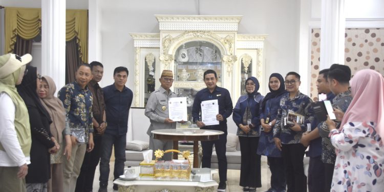 Pemkab Bonebol dan El Madina Hotel Jalin Kerja Sama Pemanfaatan Jasa Layanan
