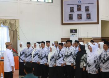Bupati Ismet Mile Tegaskan PGRI Mitra Kerja Strategis Pemerintah Dalam Mencerdaskan Anak Bangsa