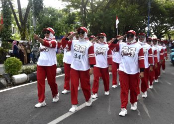 Riang Gembira di Jalanan Rindang, Lomba Gerak Jalan Bone Bolango Jadi Pesta Rakyat Penuh Warna