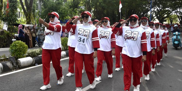 Riang Gembira di Jalanan Rindang, Lomba Gerak Jalan Bone Bolango Jadi Pesta Rakyat Penuh Warna