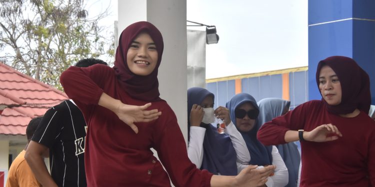 Semarak Kemerdekaan RI, Dikes Bone Bolango Gelar Lomba Senam Tabola Bale