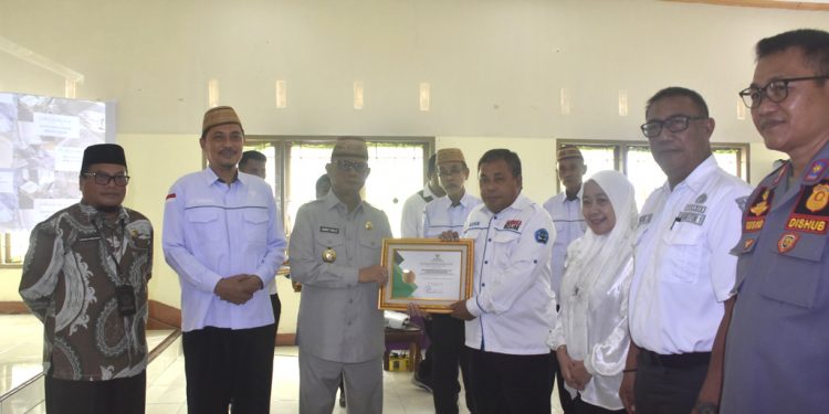 Lima OPD dan Kecamatan Terima Piagam Penghargaan dari Baznas Bone Bolango