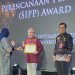Kepala Bappeda Litbang Bone Bolango, Roswaty Agus saat menerima penghargaan Strategi Inovasi Perencanaan Pembangunan (SIPP) Award 2025 kategori Persona di Hotel Borobudur, Jakarta, Kamis (25/9/2025).