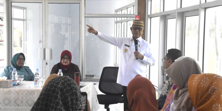 Bupati Ismet Mile Dorong Sinergi Dekranasda Bone Bolango dan Provinsi Gorontalo Majukan UMKM Daerah